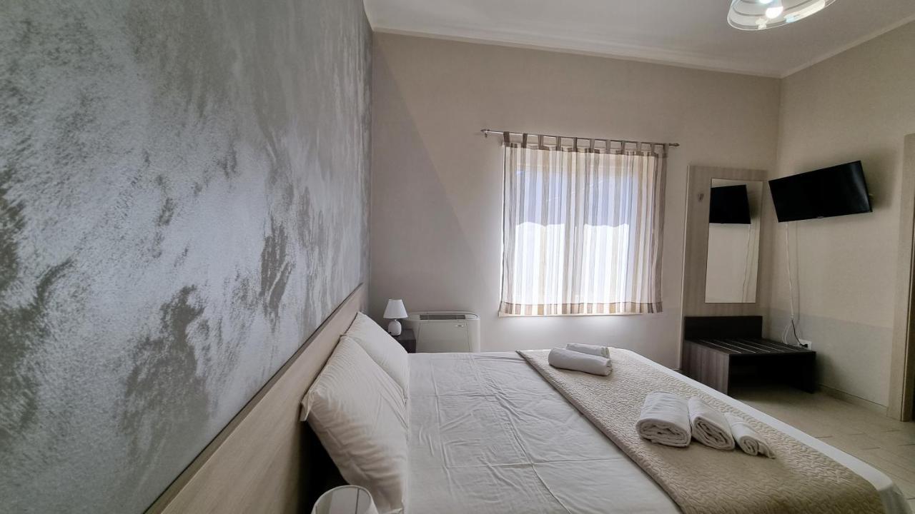 Residenza Atena โตรเปอา ภายนอก รูปภาพ